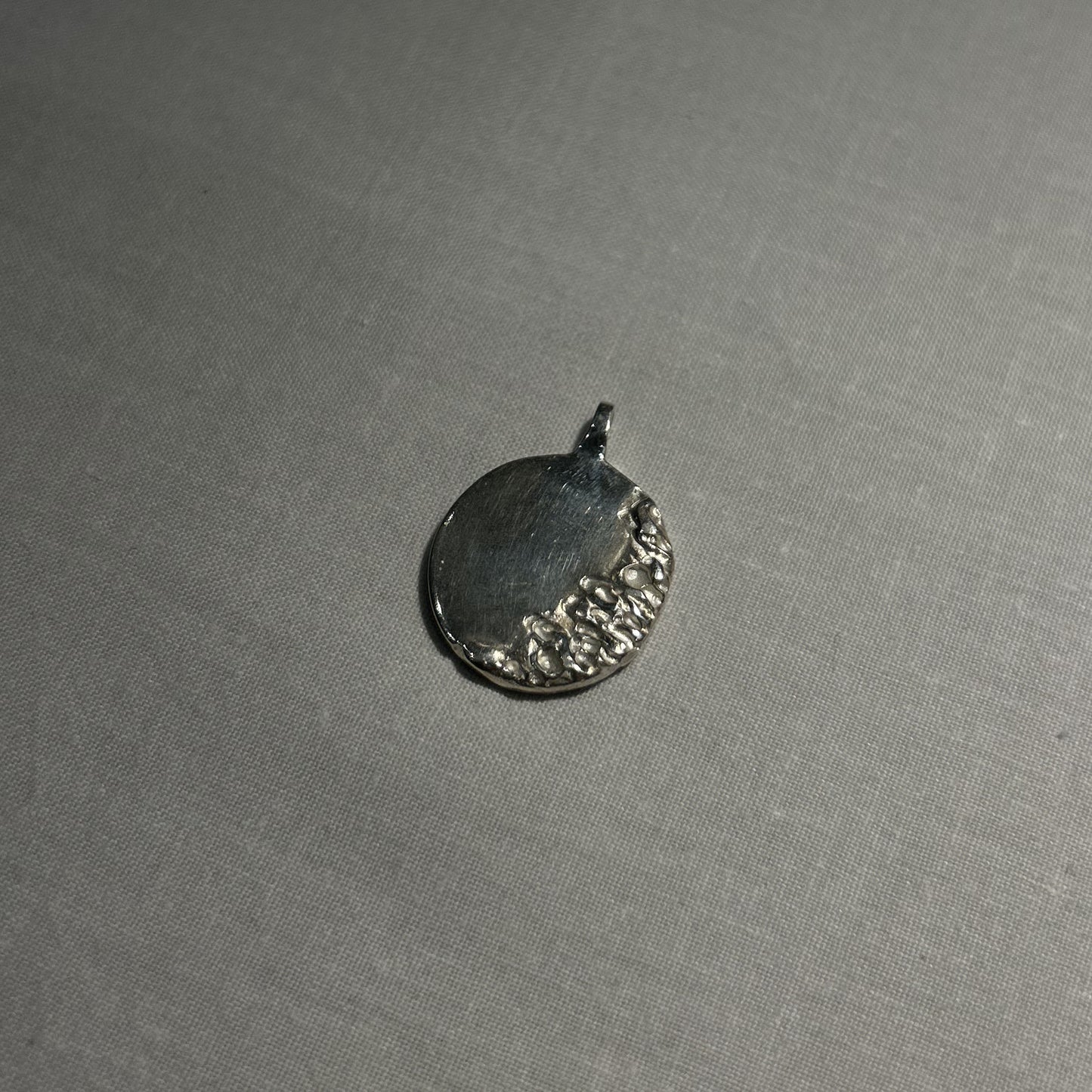 Pendentif Tholéite