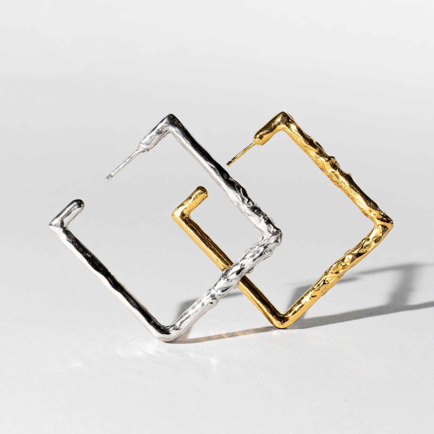 Boucles d'oreilles créoles carrés