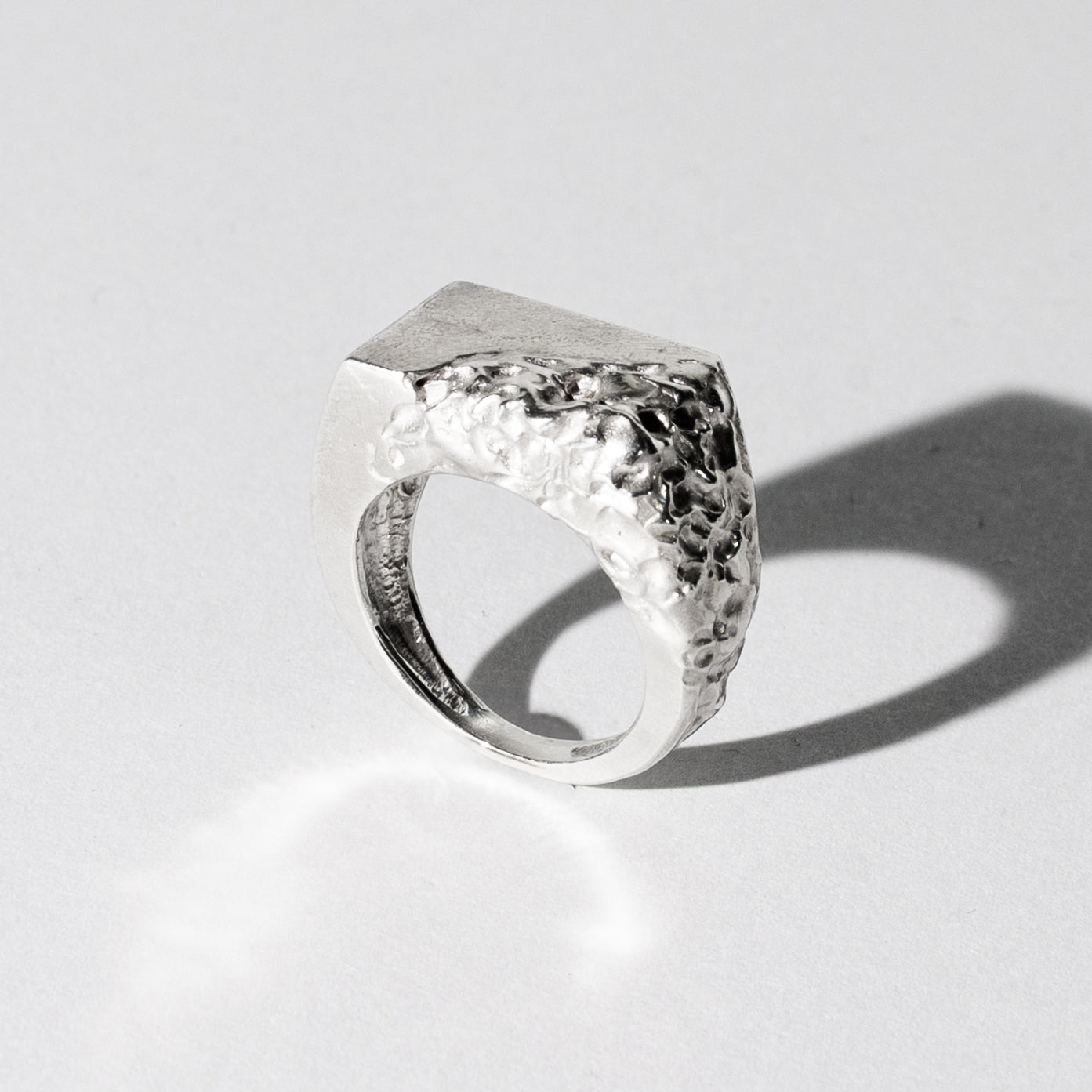 Chevalière Tholéite